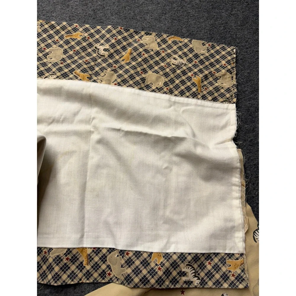 Vintage Lambs & Ivy Safari Crib Sheet and Safari Plaid Valance Set Animals Star